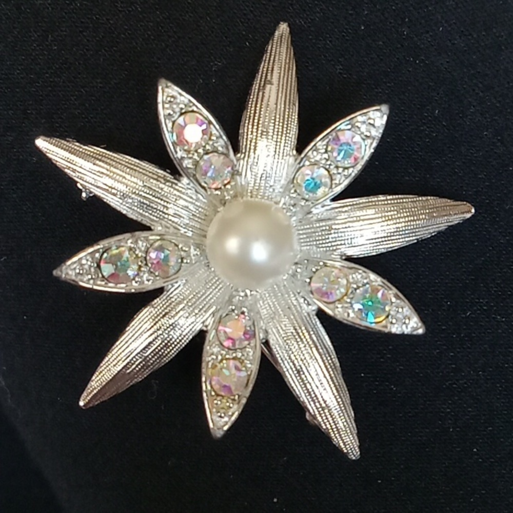 Aurora Borealis and faux pearl sunburst pin/brooch.